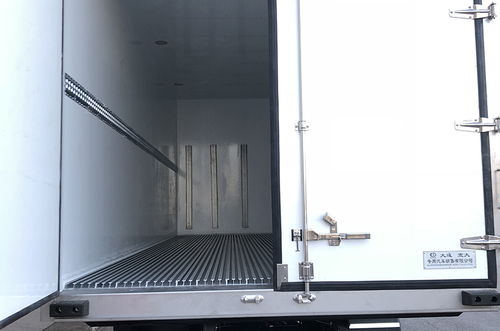 專注中小企業網絡營銷，九宮格助力寬大專用汽車車廂公司駛入互聯網快車道